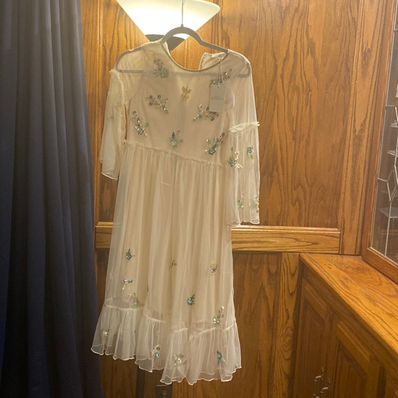 Wild and gorgeous Netty Betty Dress- cream - Picture 1 of 4